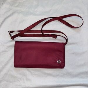 Lululemon Wallet Clutch Crossbody
